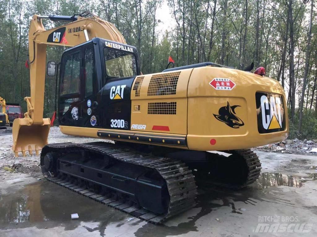 CAT 320D2 Bageri guseničari