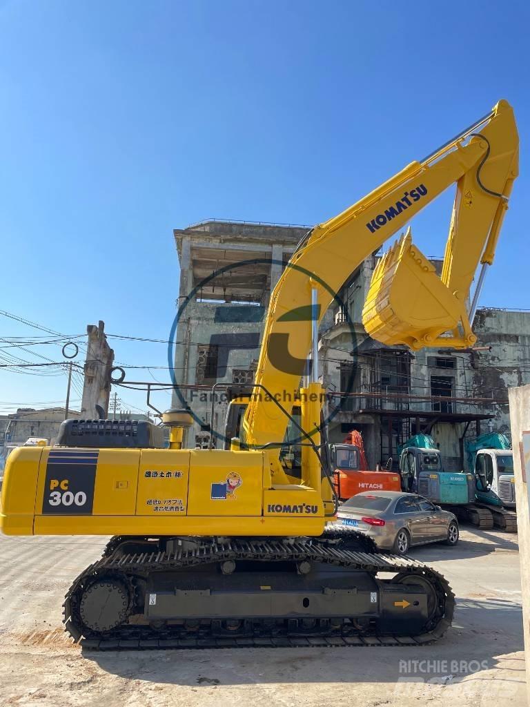 Komatsu PC 300 Bageri guseničari