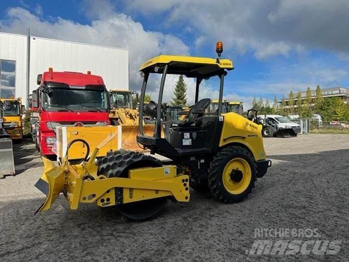 Bomag BW 124 PDH-5 Ostale mašine i priključci za obradu tla