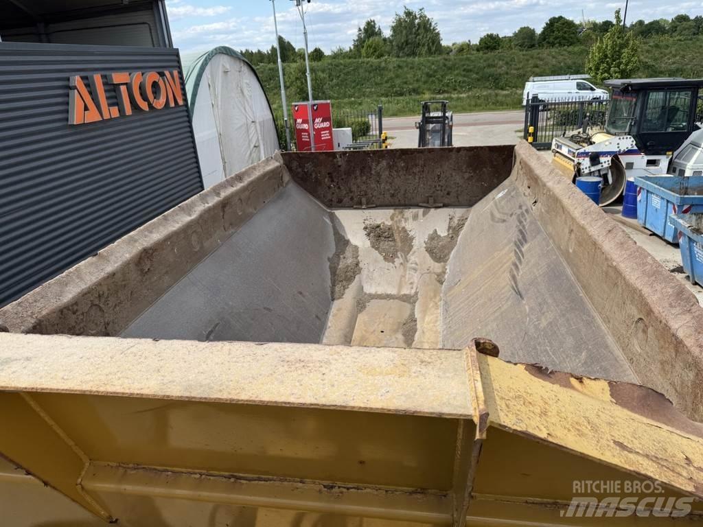 CAT 730C Damperi za gradilište