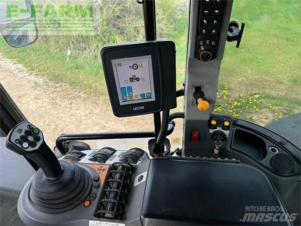 JCB fastrac 4220 Traktori