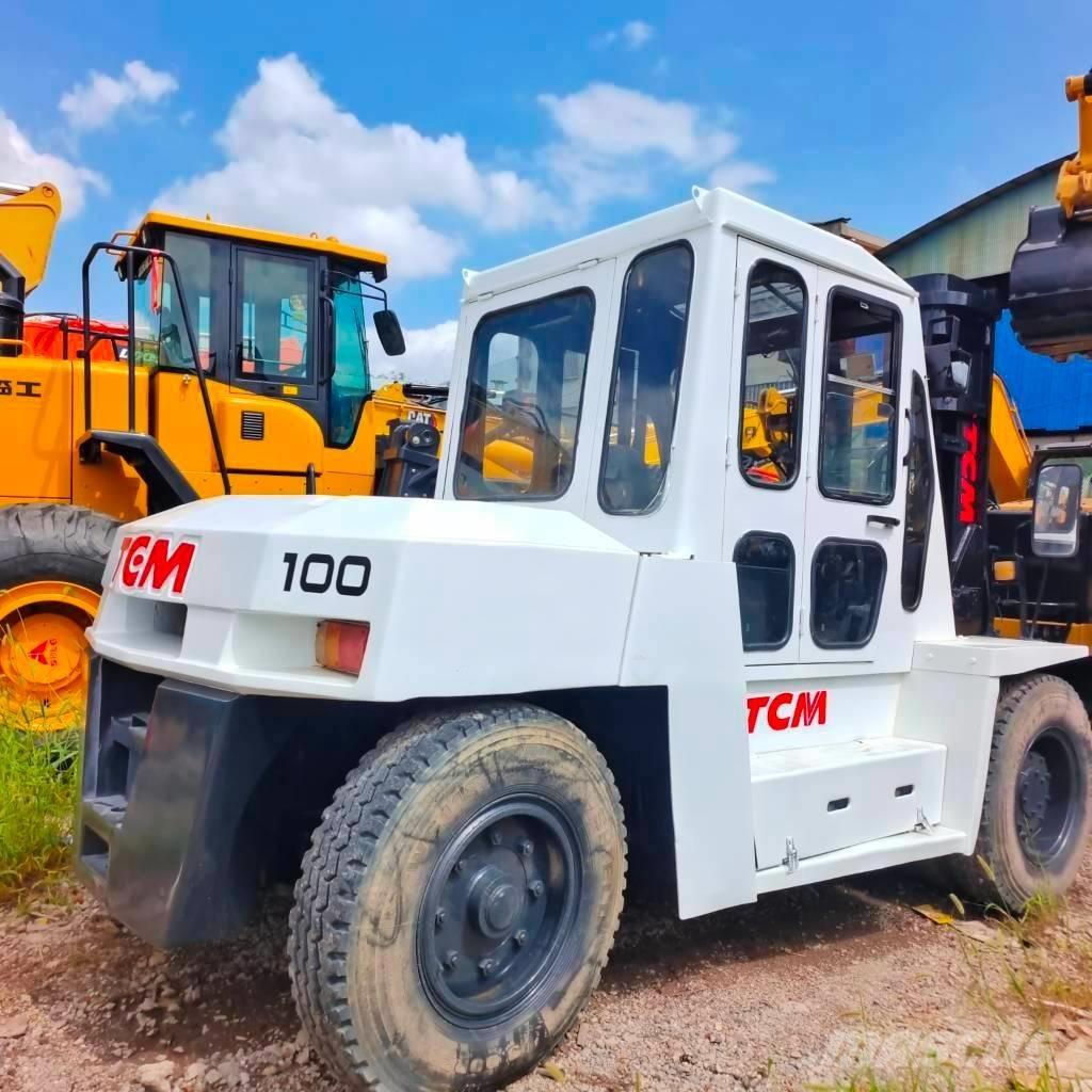 TCM FD100 Dizelski viljuškari