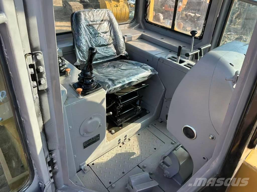 CAT D6G Buldožeri guseničari