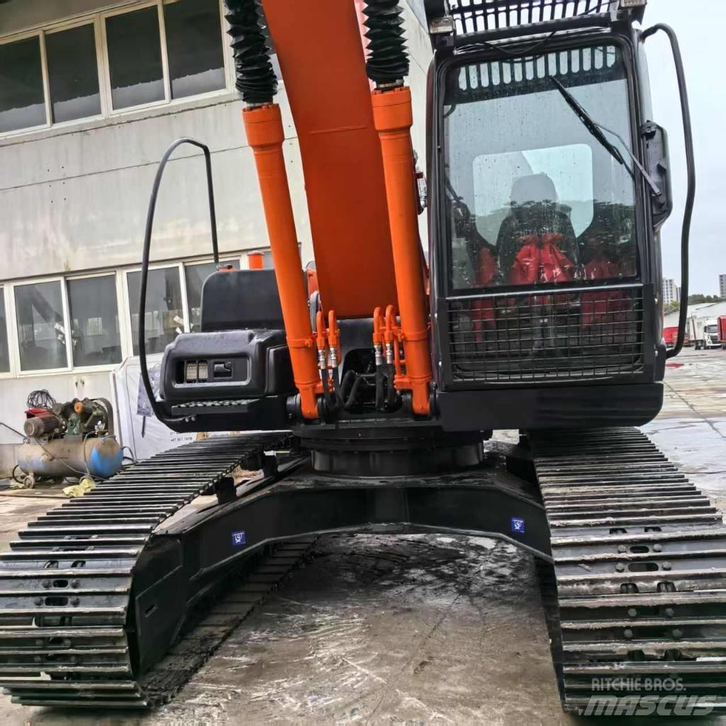 Hitachi ZX 200-3 G Bageri guseničari