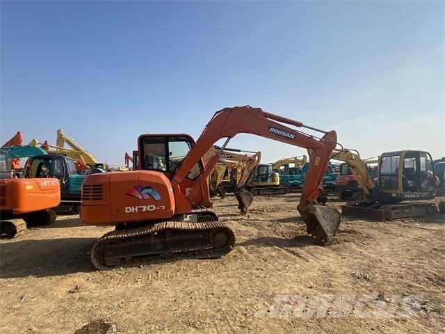 Doosan DH70-7 Bageri guseničari