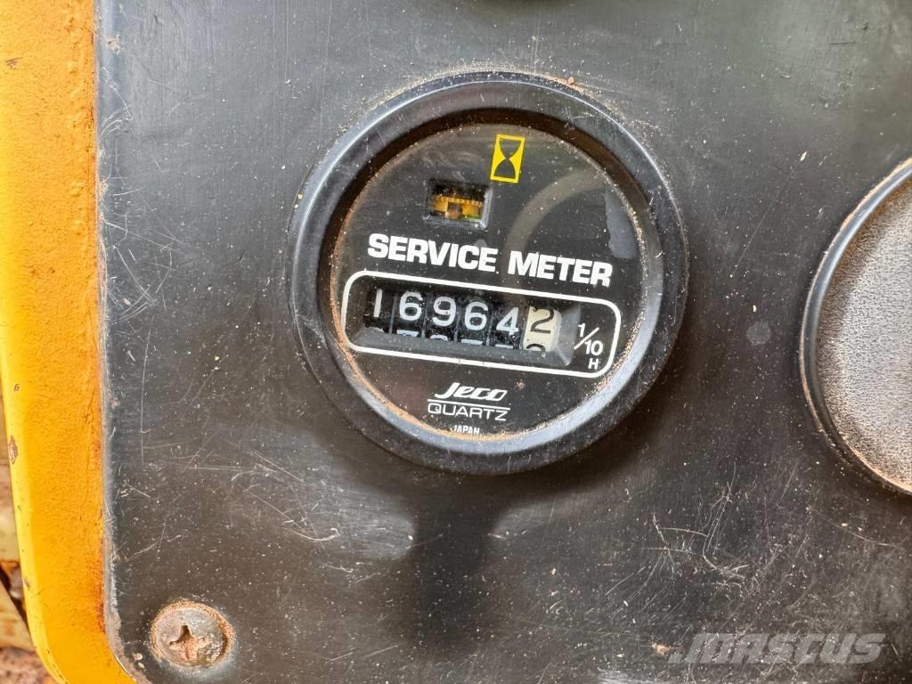 Komatsu D 58 E-1 Buldožeri guseničari