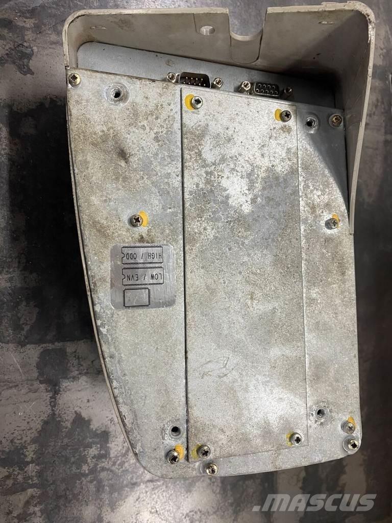Liebherr A934C Ostale kargo komponente