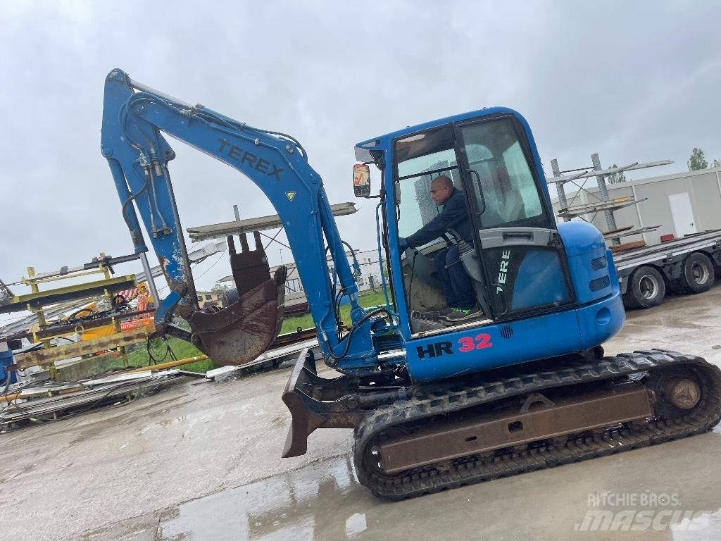 Terex HR 32 Midi bageri 7t – 12t