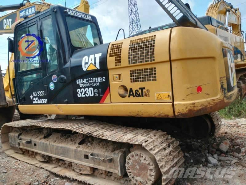 CAT 323 D L Bageri guseničari