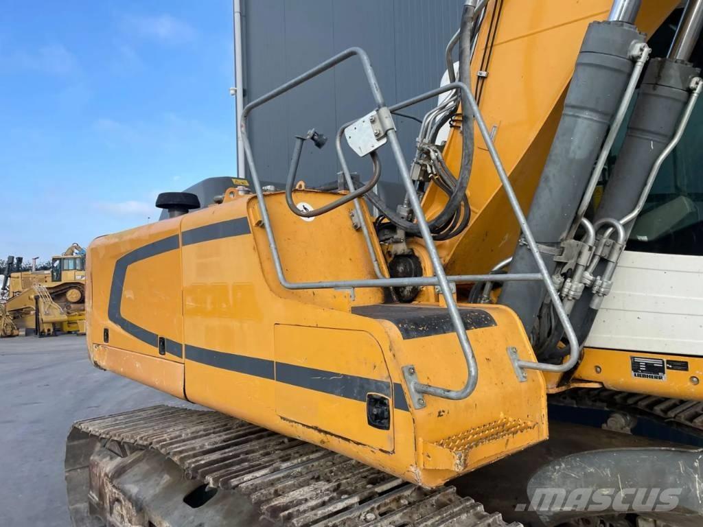 Liebherr R922 SLC Bageri guseničari