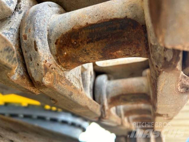 Komatsu PC 210 LC-7K Bageri guseničari