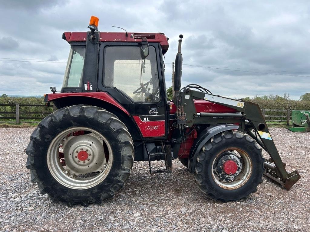 Case IH 995XL Traktori