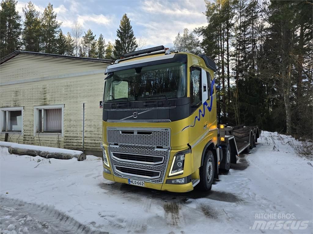 Volvo FH 16 750 Kamioni za prevoz šumarskih mašina