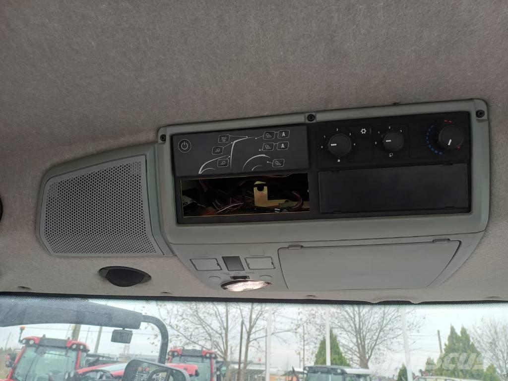 Valtra T 234 Traktori