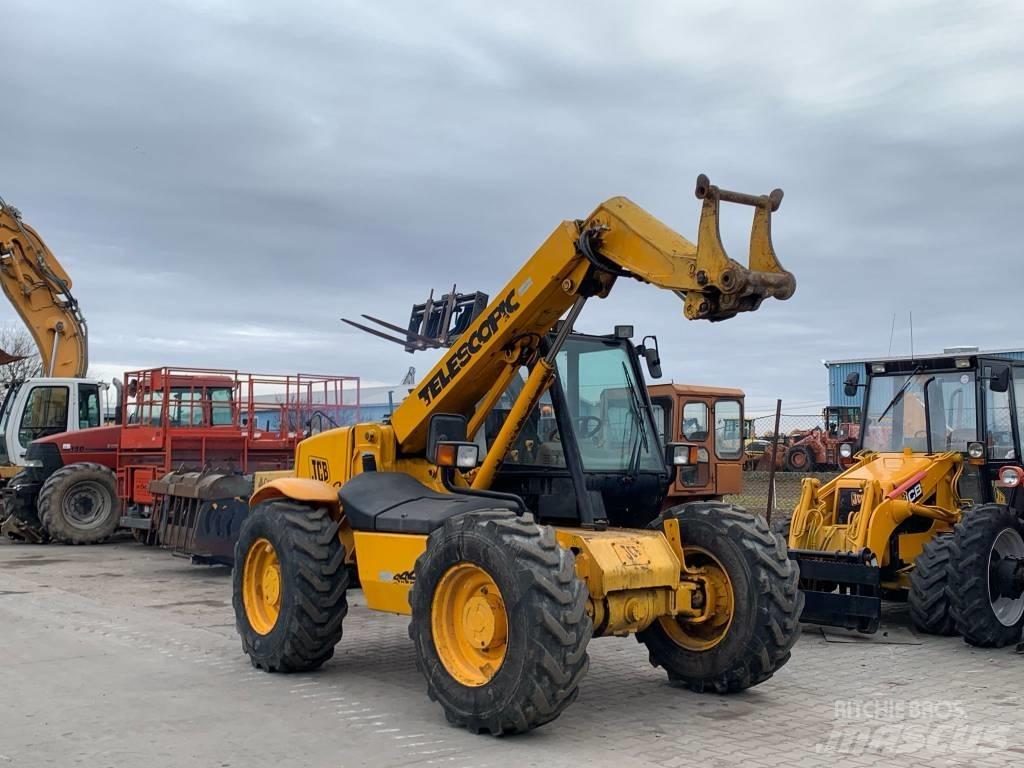 JCB 526 S Poljoprivredni teleskopski utovarivači