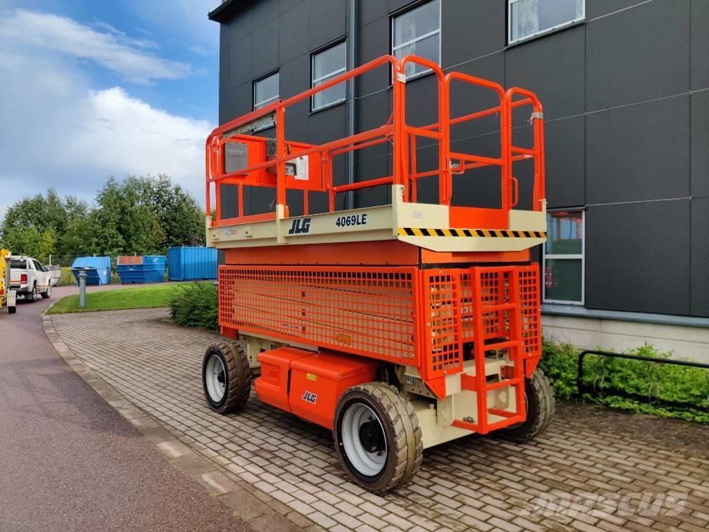 JLG 4069 LE Saxlift Makazaste platforme