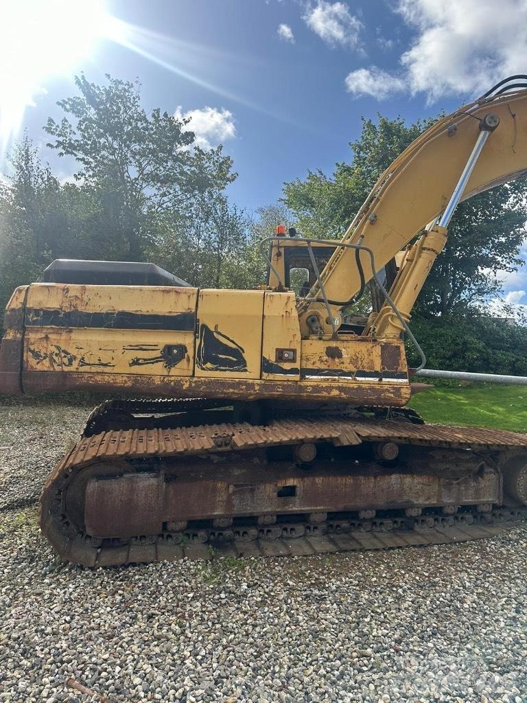 CAT 325 L Bageri guseničari