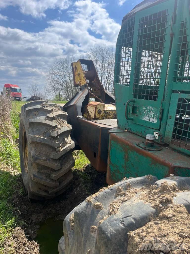 Timberjack 240A Skidders