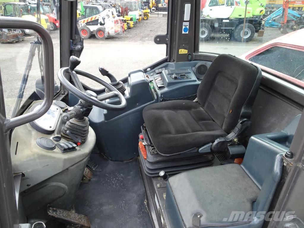 Mecalac AS700 Utovarivači na točkove