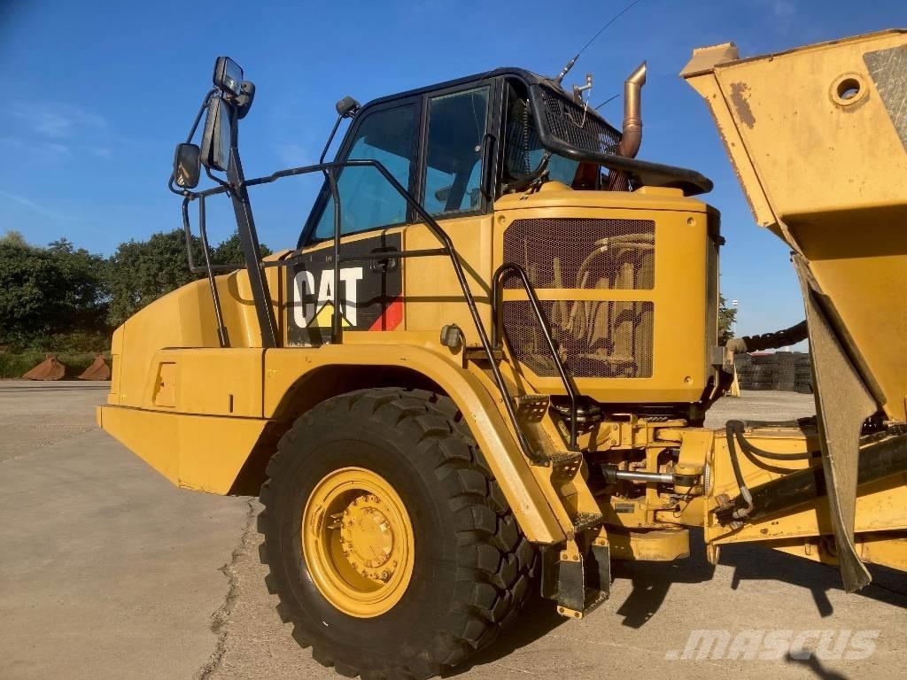 CAT 730 C Zglobni damperi