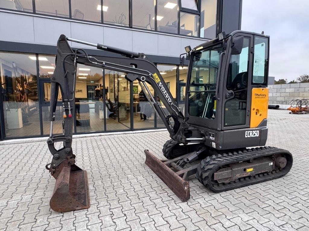 Volvo ECR 25 D Mini bageri < 7t