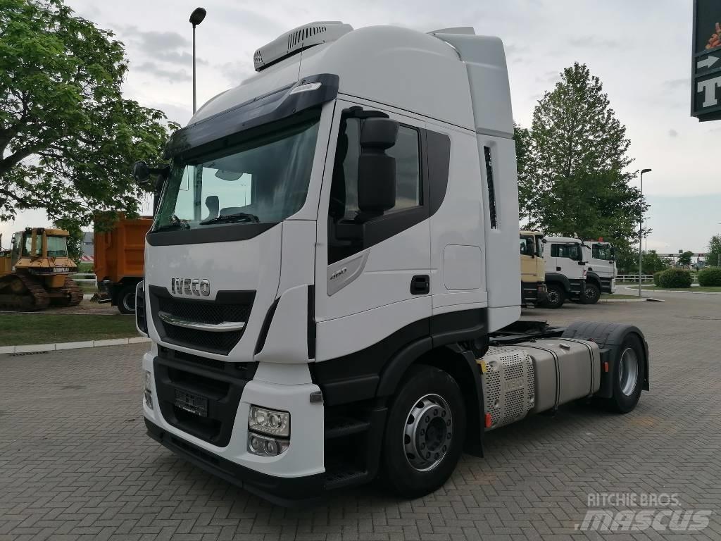 Iveco AS440ST/P Tegljači