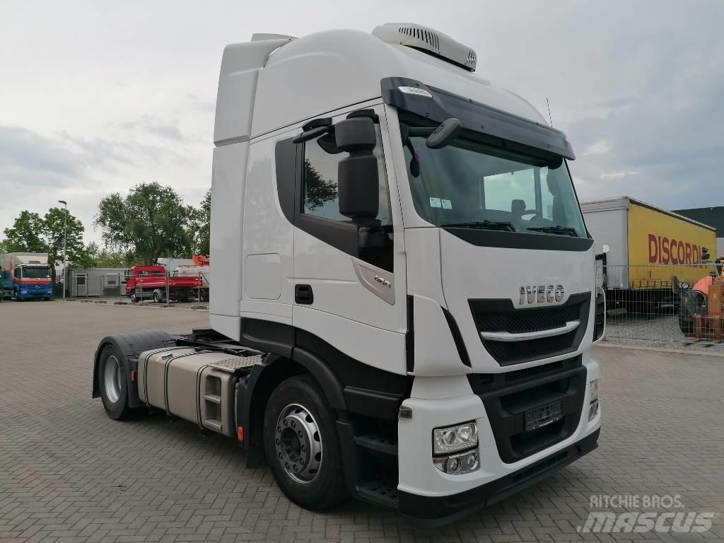 Iveco AS440ST/P Tegljači