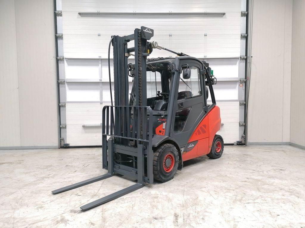 Linde H30D-02 Dizelski viljuškari