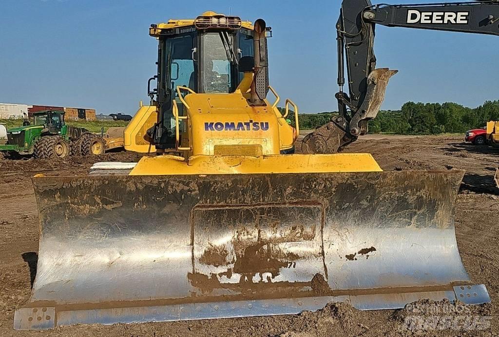 Komatsu D 71 PXI-24 Buldožeri guseničari
