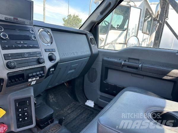 Ford F 750 Kamioni za otpad