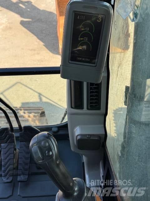 CAT 321 D Bageri guseničari