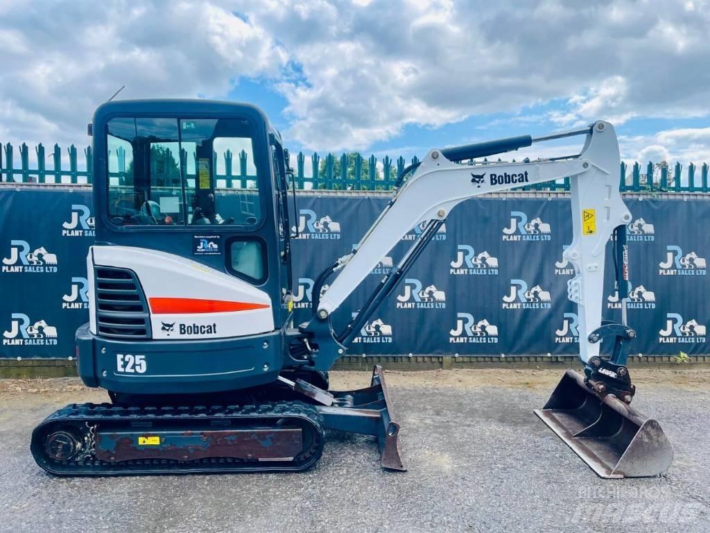 Bobcat E 25 Mini bageri < 7t