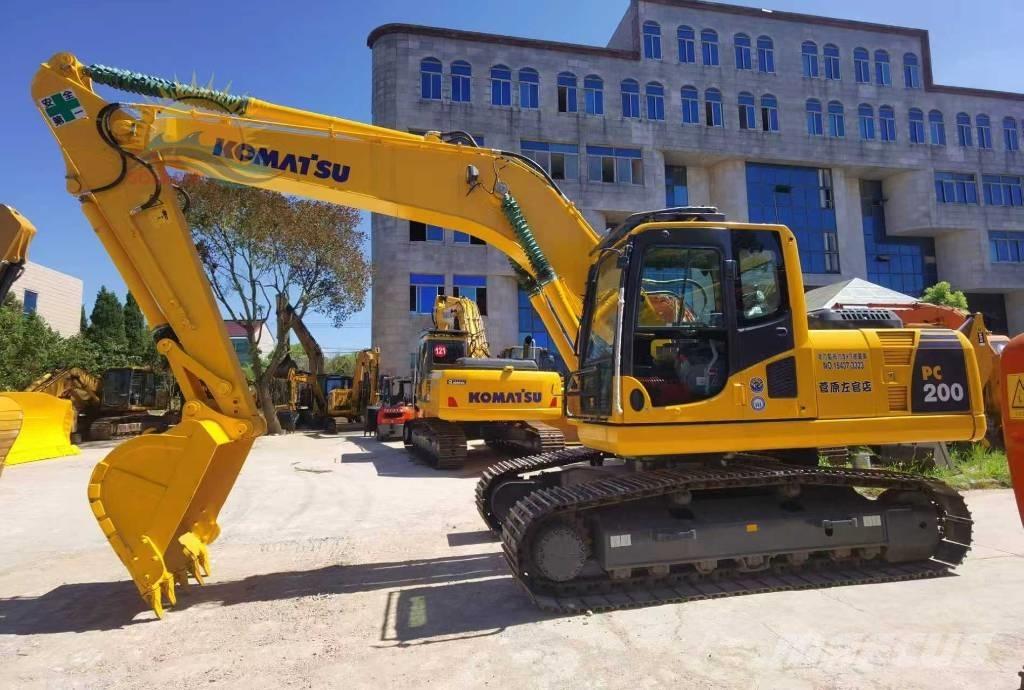 Komatsu PC 200-8 Bageri guseničari