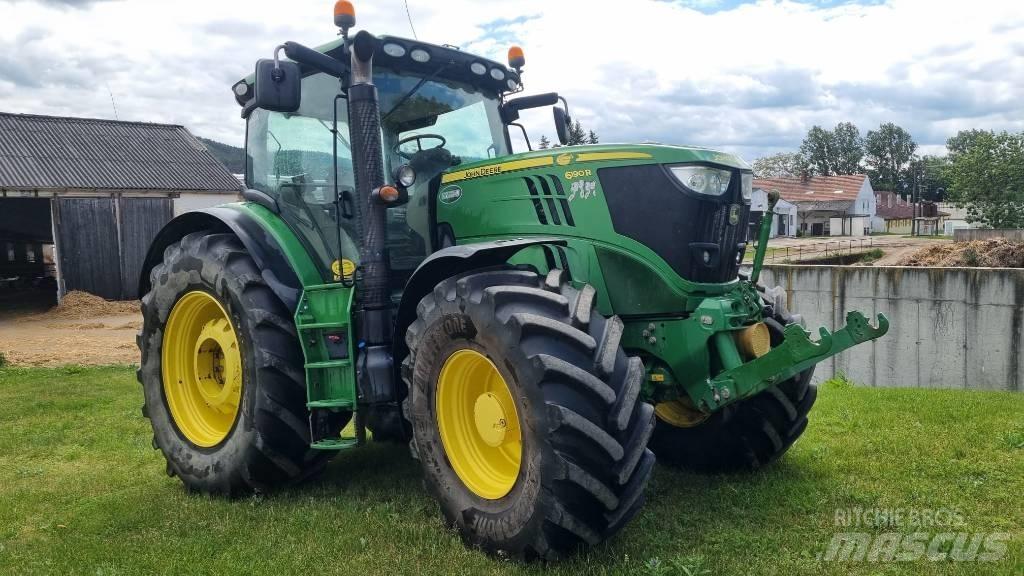 John Deere 6190 R Traktori