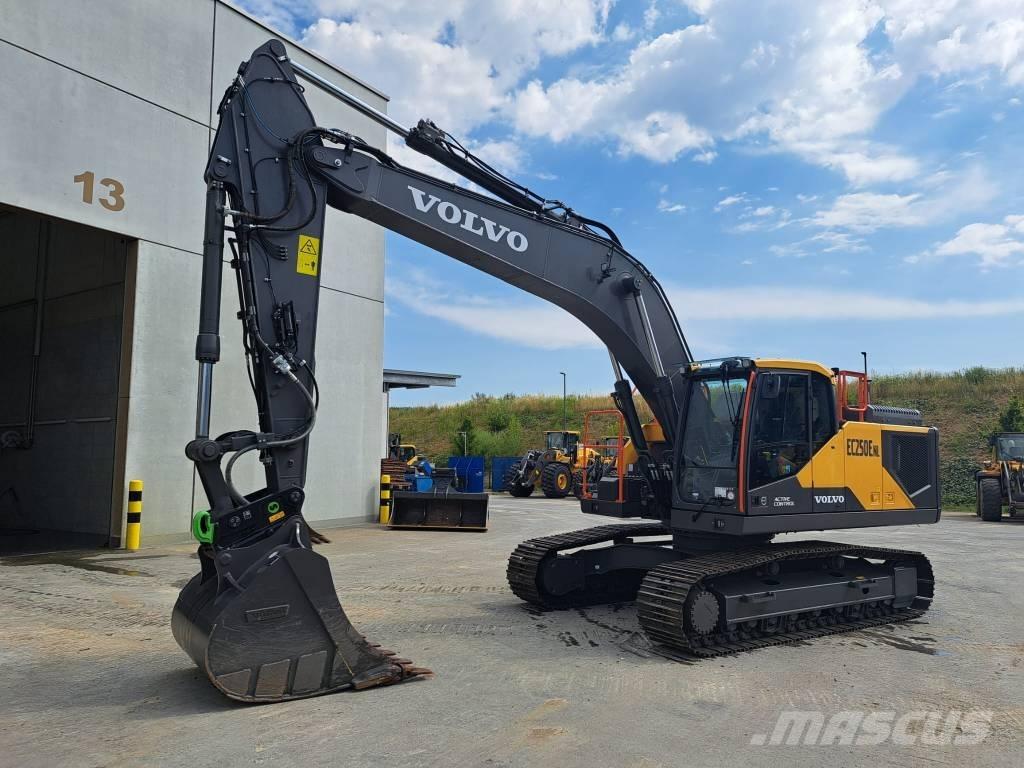 Volvo EC250ENL Bageri guseničari