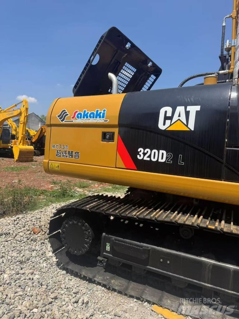 CAT 320D2 Bageri guseničari