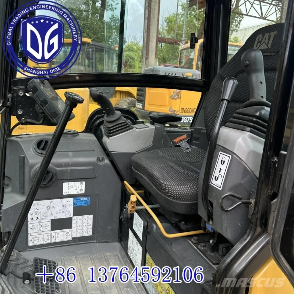 CAT 302 CR Mini bageri < 7t