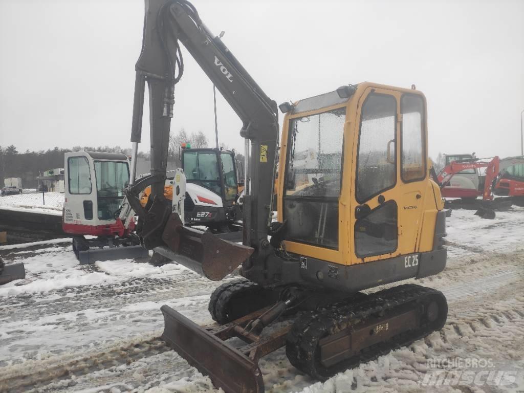 Volvo EC 25 Mini bageri < 7t