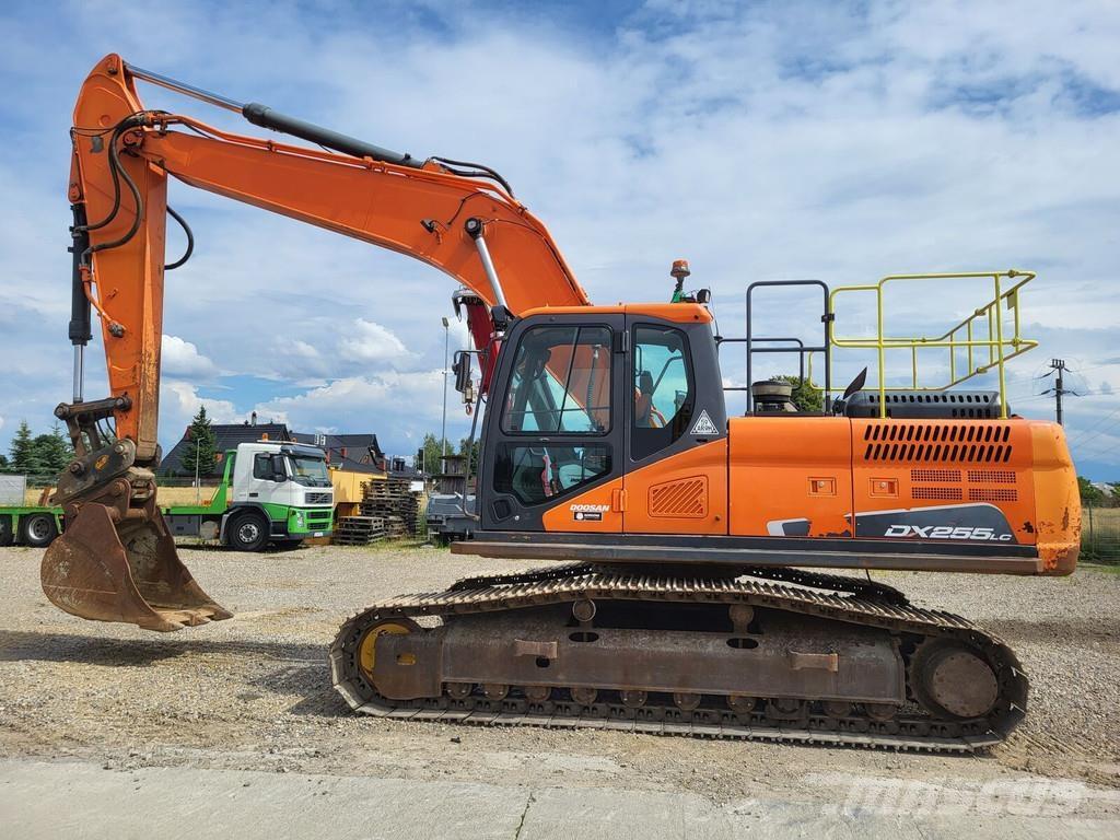 Doosan DX255LC-5 Bageri guseničari