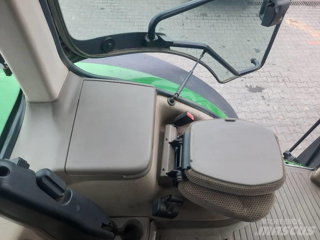 John Deere 7200 R Traktori
