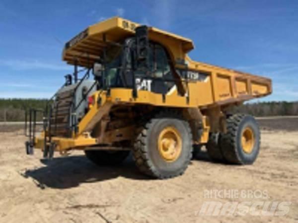 CAT 773 F Zglobni damperi