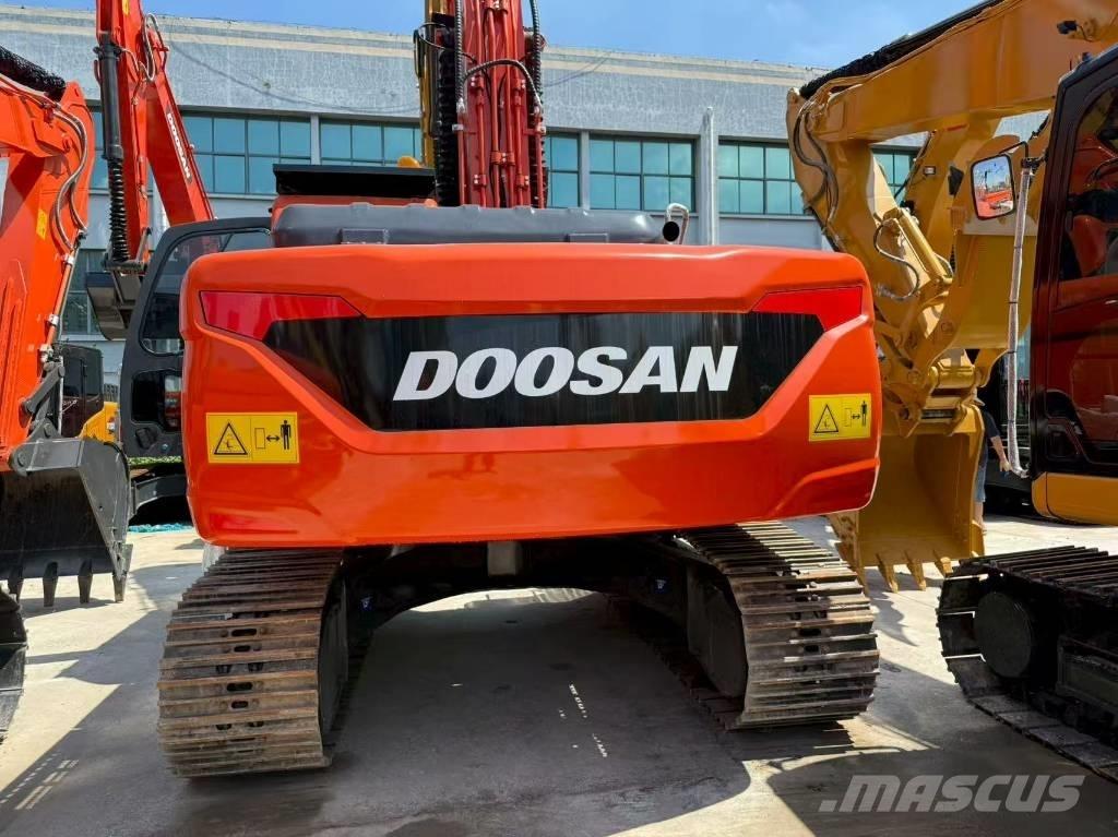 Doosan DX 225 Bageri guseničari