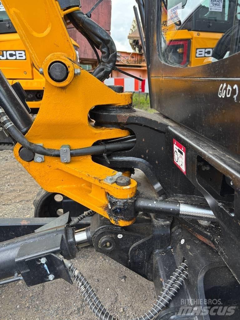 JCB 8026 CTS Mini bageri < 7t