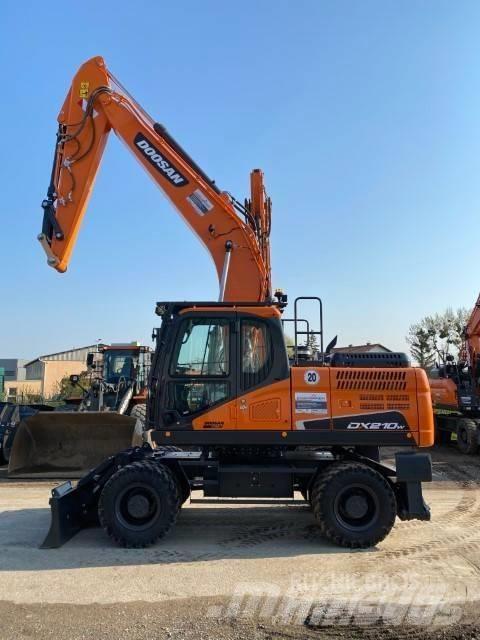 Doosan DX 210 W Bageri točkaši