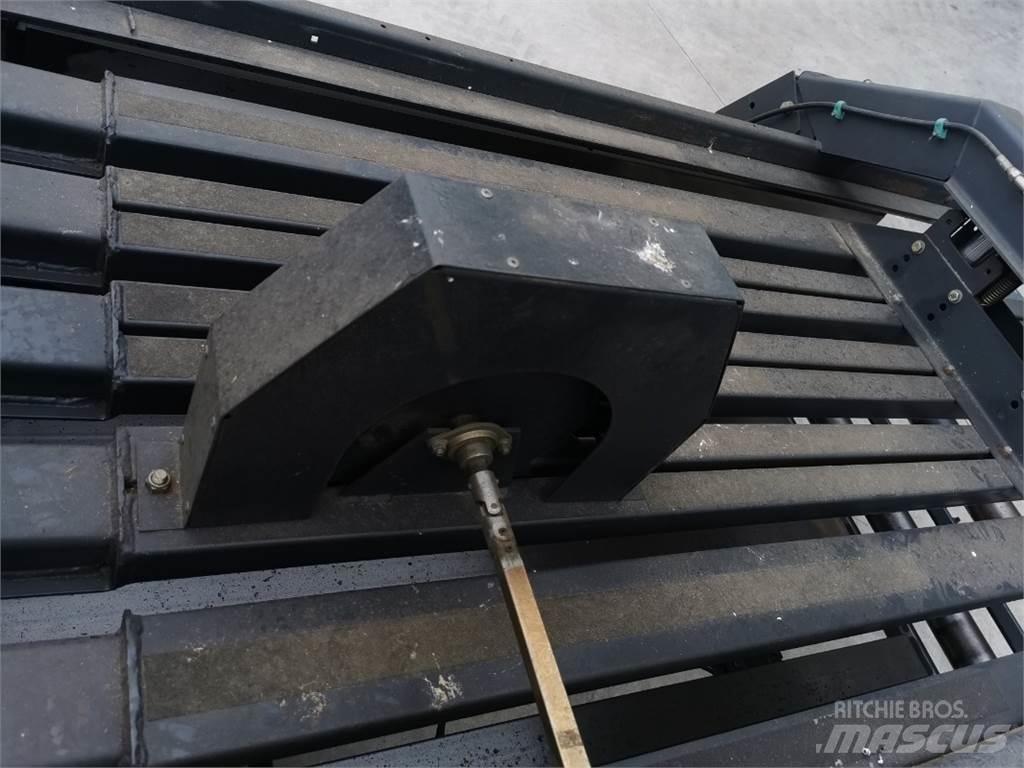 Vicon LB12200 Prese/balirke za četvrtaste bale