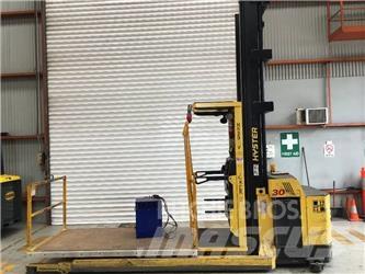 Hyster R30XMF3 Visoko dizajući komisioni viljuškar