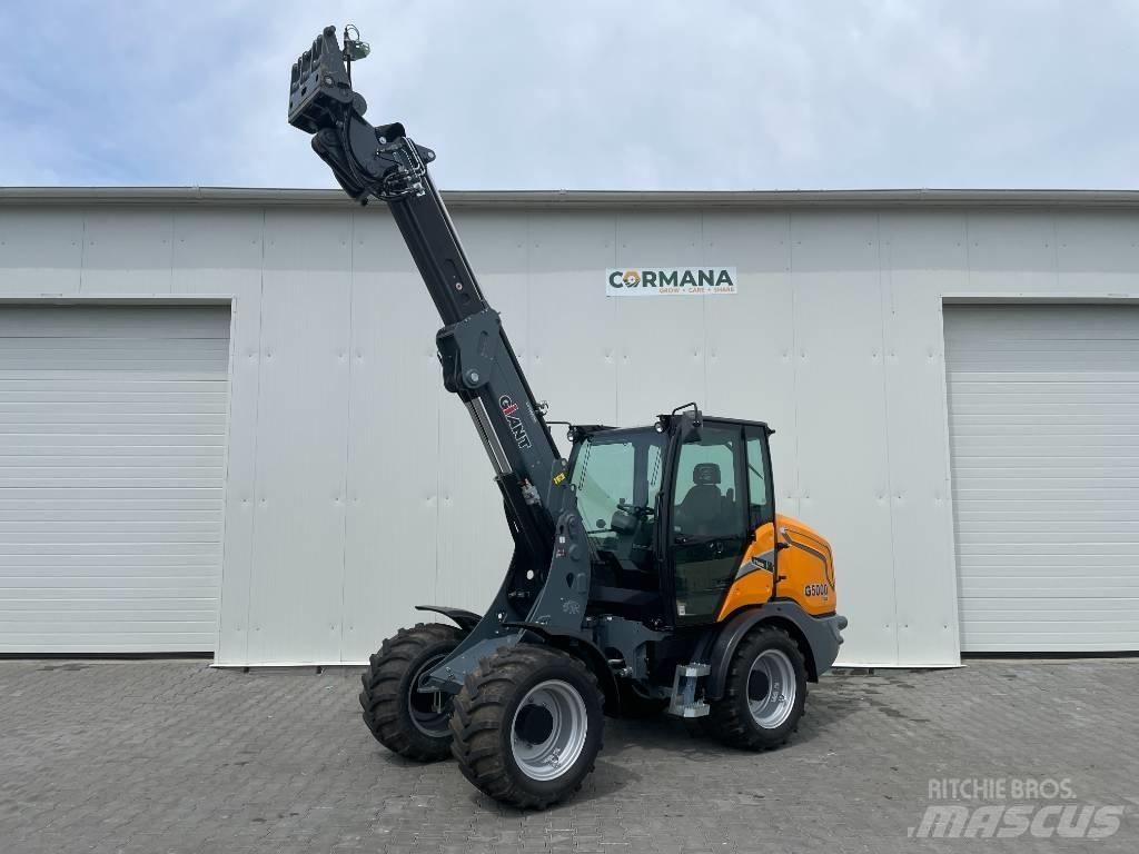 GiANT g5000 Višenamenski utovarivači