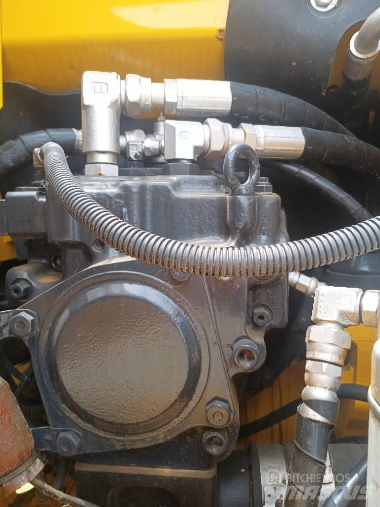 Komatsu PC 120 Bageri guseničari