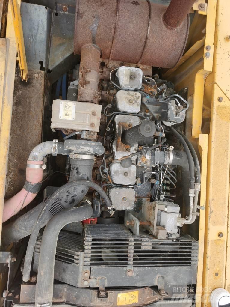 Komatsu PC 200-7 Bageri guseničari