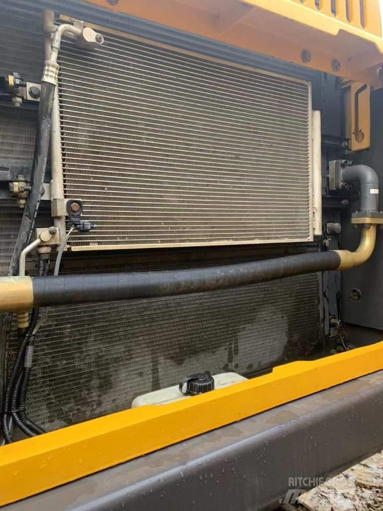 Volvo EC 300 D Bageri guseničari